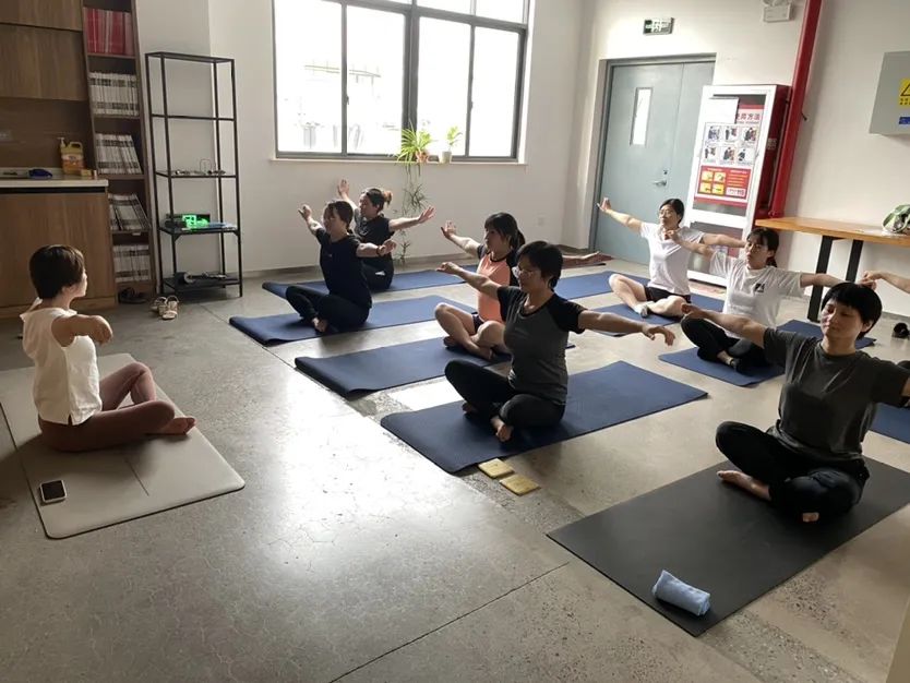 夏日炎炎， 中泰“瑜”你攜手同行